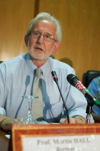 Martin Hall delivers a lecture on innovation at the African Institute for Economic Development and Planning, cosponsored by TrustAfrica and CODESRIA.